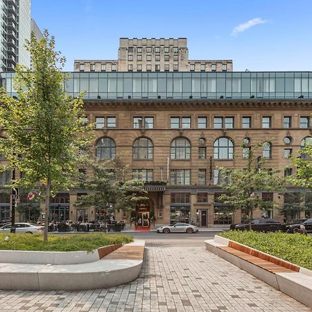Hotel Birks Montréal Eksteriør billede The hotel in 2019