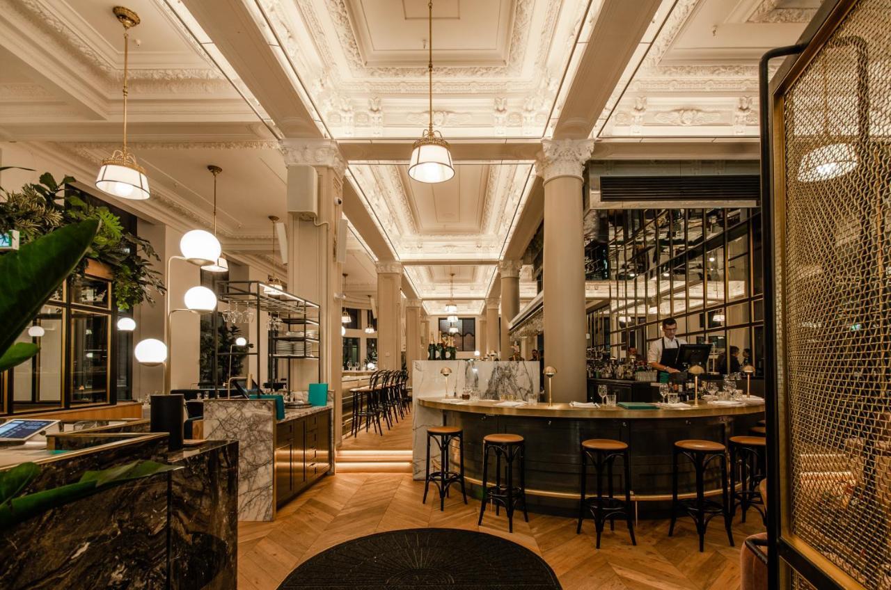 Hotel Birks Montréal Eksteriør billede The interior of the restaurant