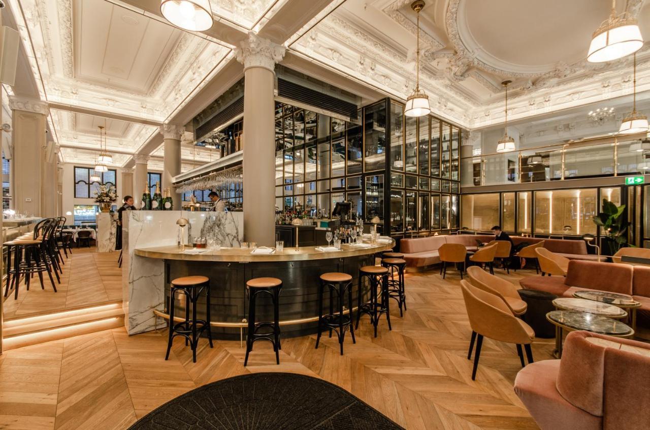 Hotel Birks Montréal Eksteriør billede The interior of the restaurant